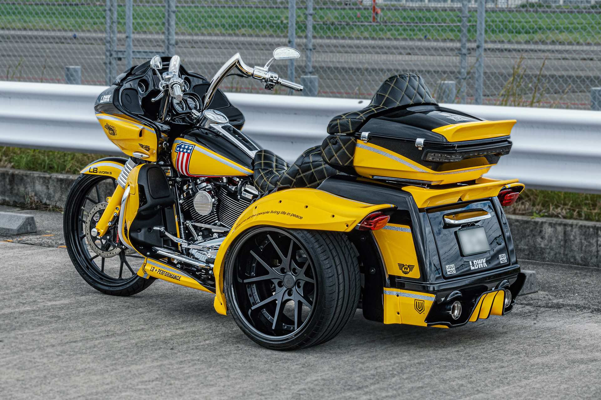 H-D-TRI-GLIDE-ULTRA4