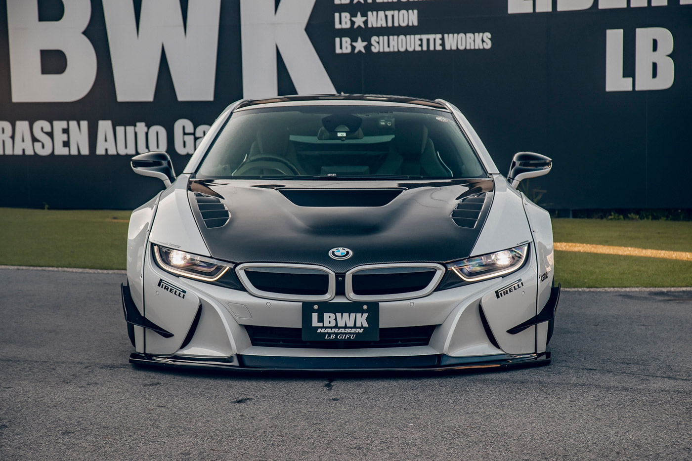 LB-WORKS-BMW-i800003