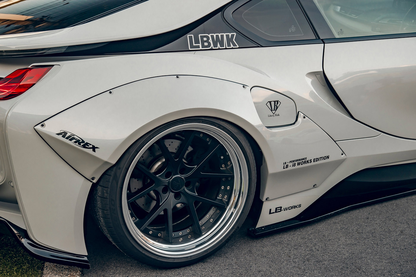 LB-WORKS-BMW-i800020