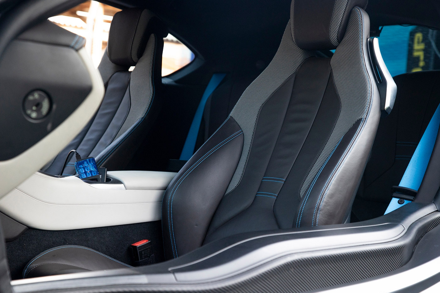 LB-WORKS-BMW-i800033