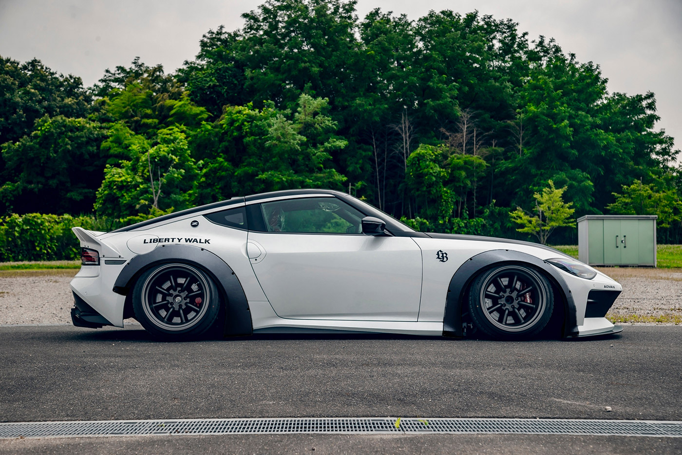 LB-WORKS-NISSAN-Fairlady-Z-RZ34-White00007