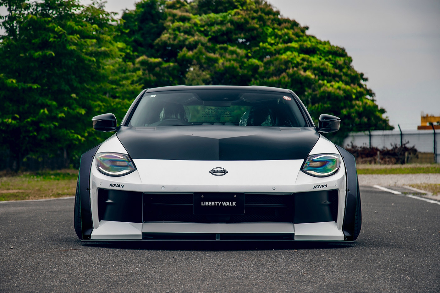 LB-WORKS-NISSAN-Fairlady-Z-RZ34-White00009