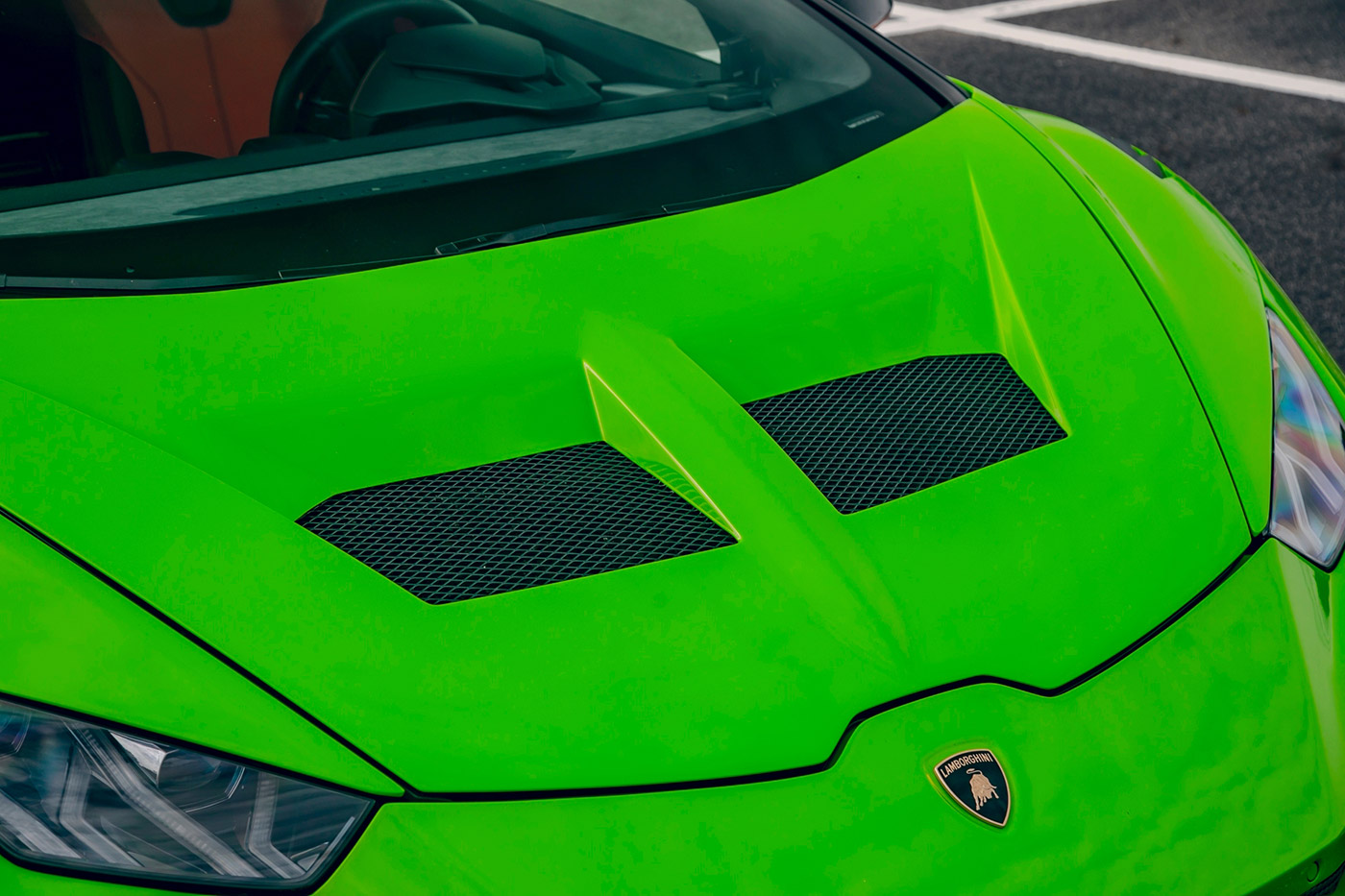 LB-Silhouette-WORKS-HURACAN-GT00011