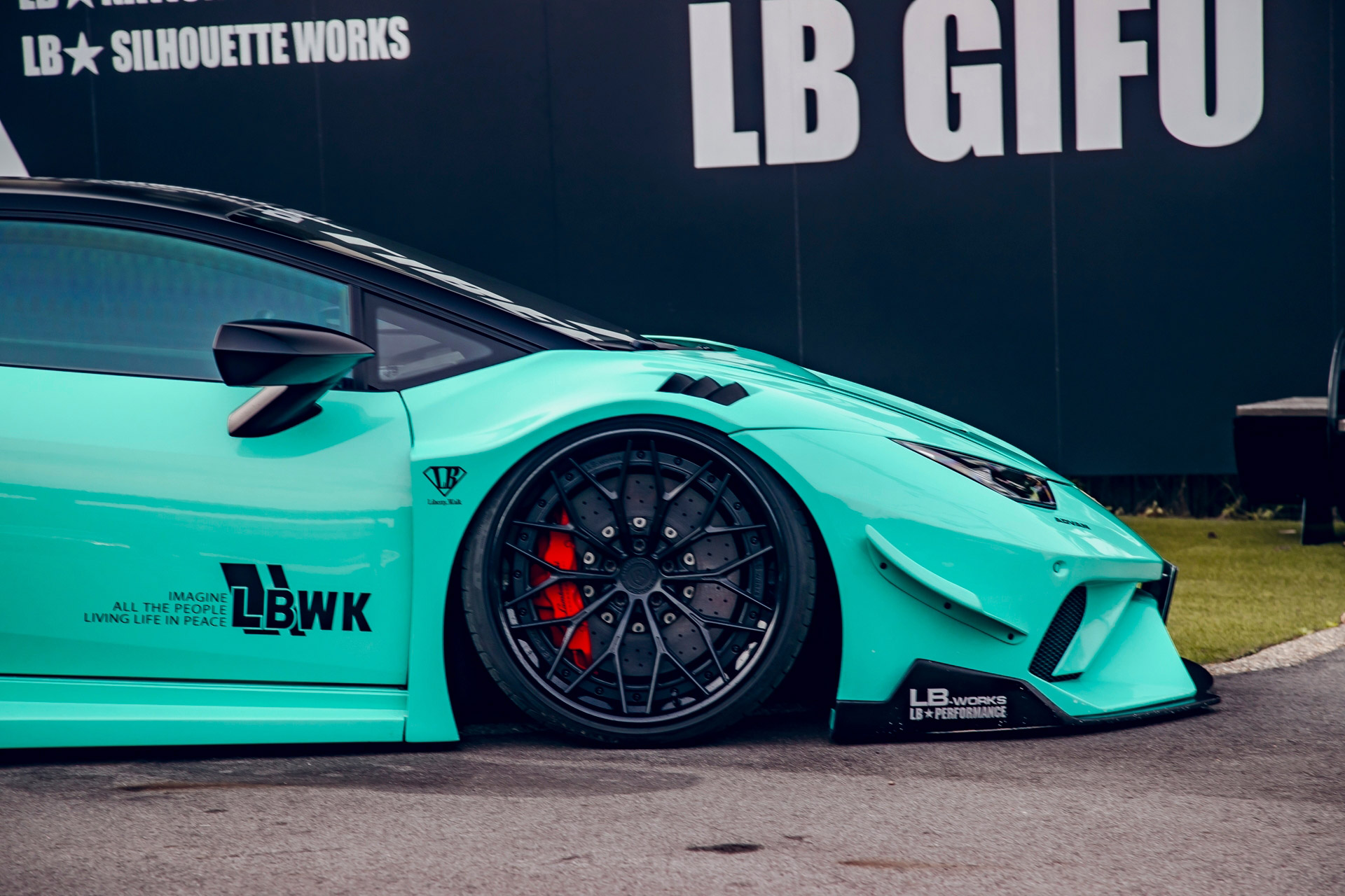 LB-Silhouette-WORKS-Lamborghini-Huracán-LP610-424