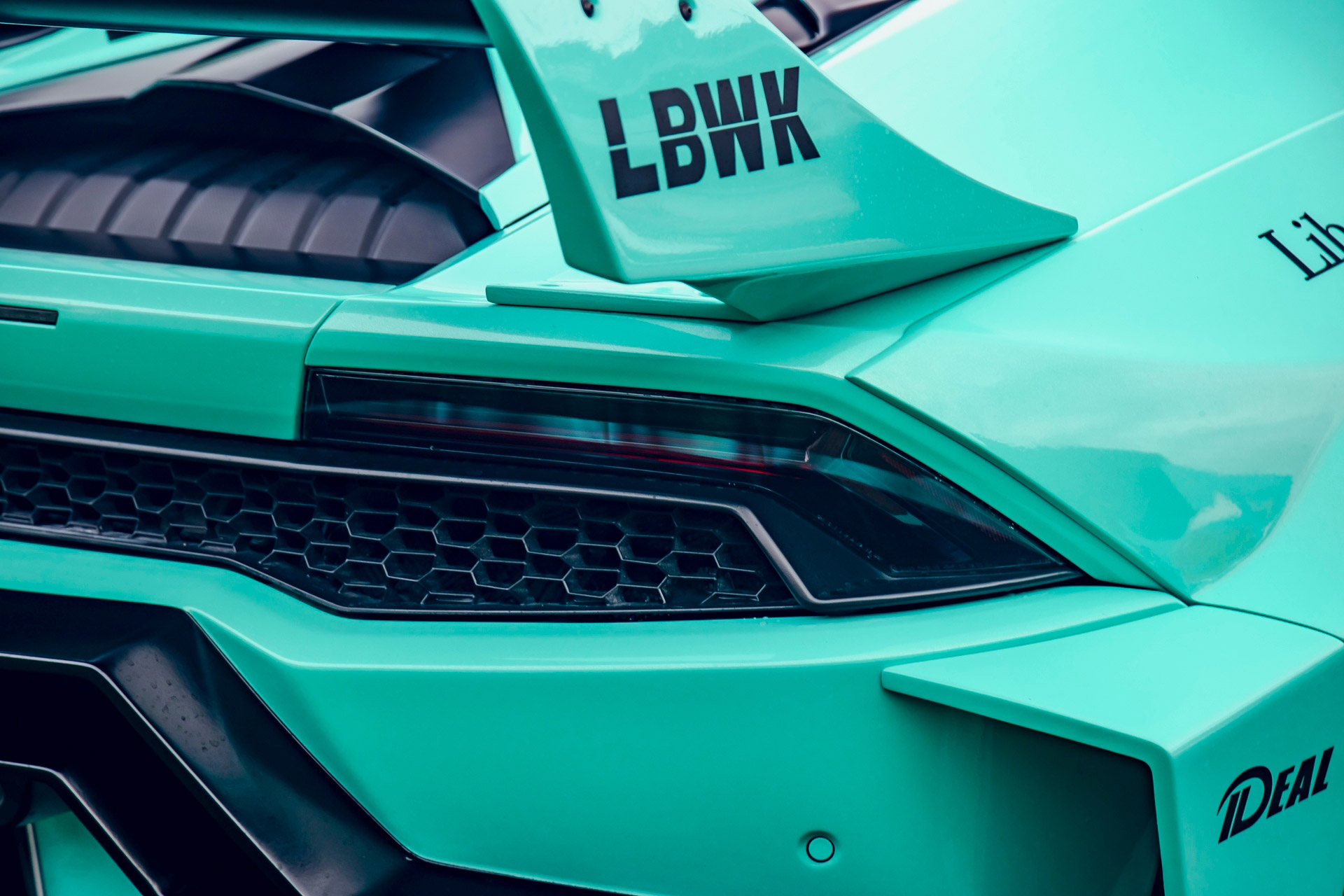 LB-Silhouette-WORKS-Lamborghini-Huracán-LP610-428