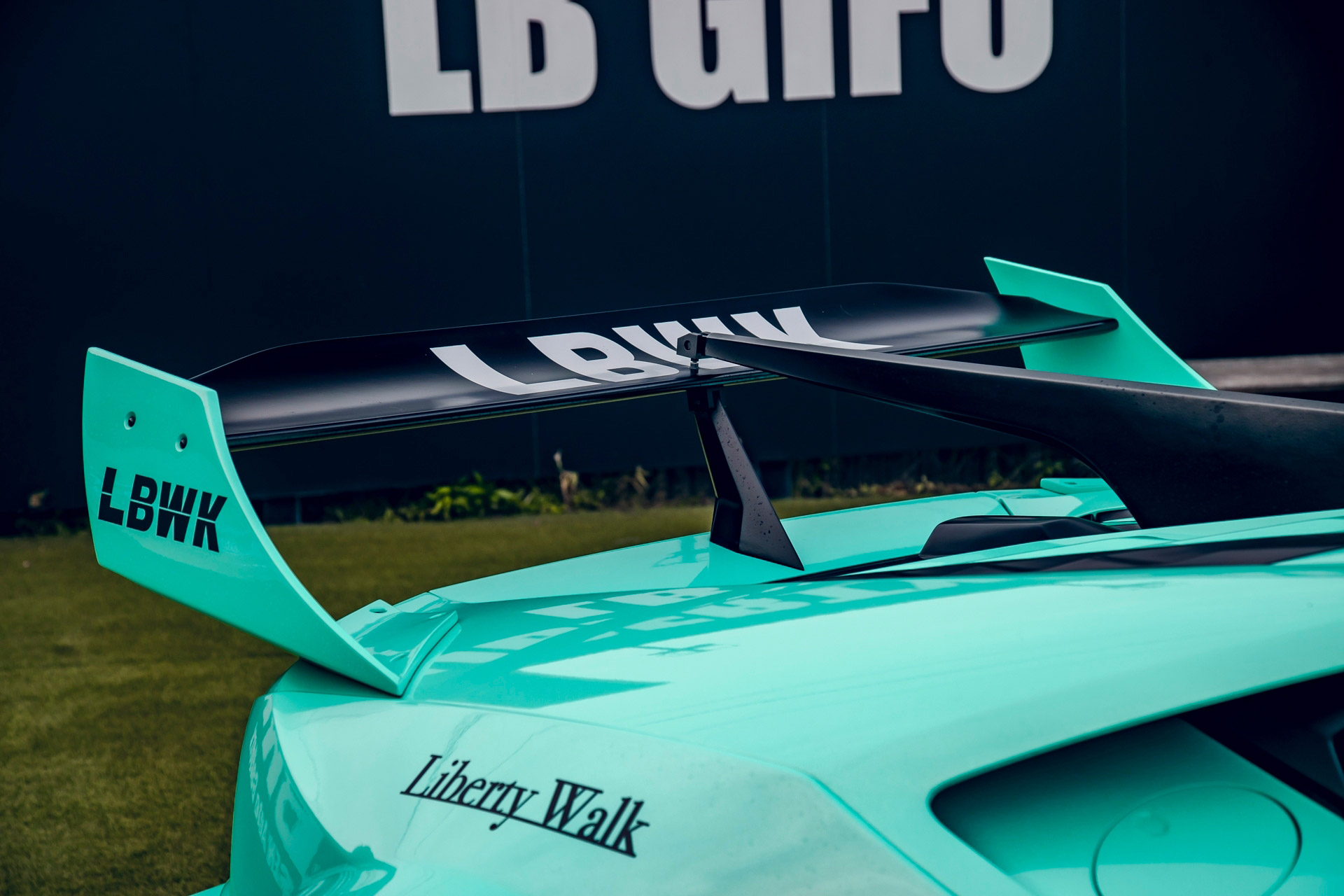 LB-Silhouette-WORKS-Lamborghini-Huracán-LP610-430