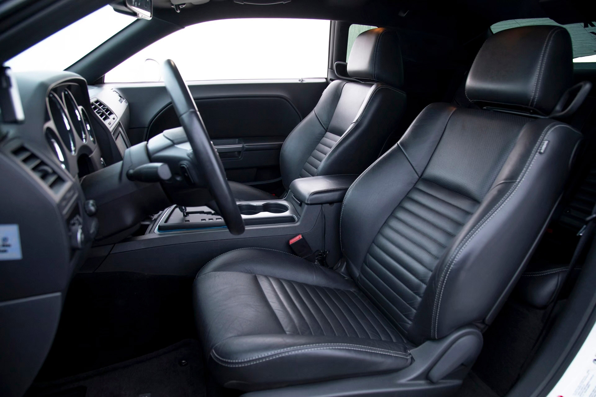 LB-WORKS-DODGE-Challenger25