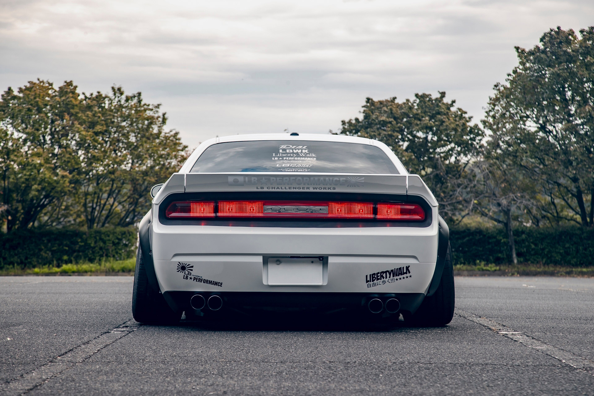 LB-WORKS-DODGE-Challenger6
