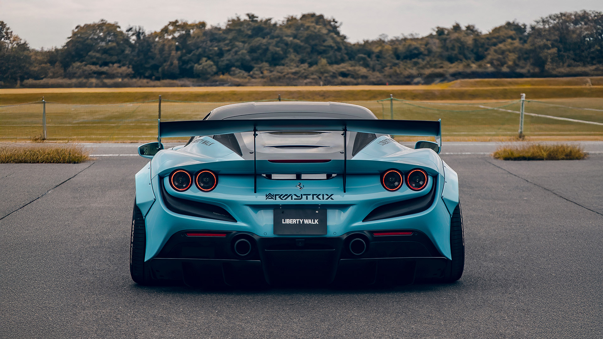 LB-WORKS-F8-Tributo00008