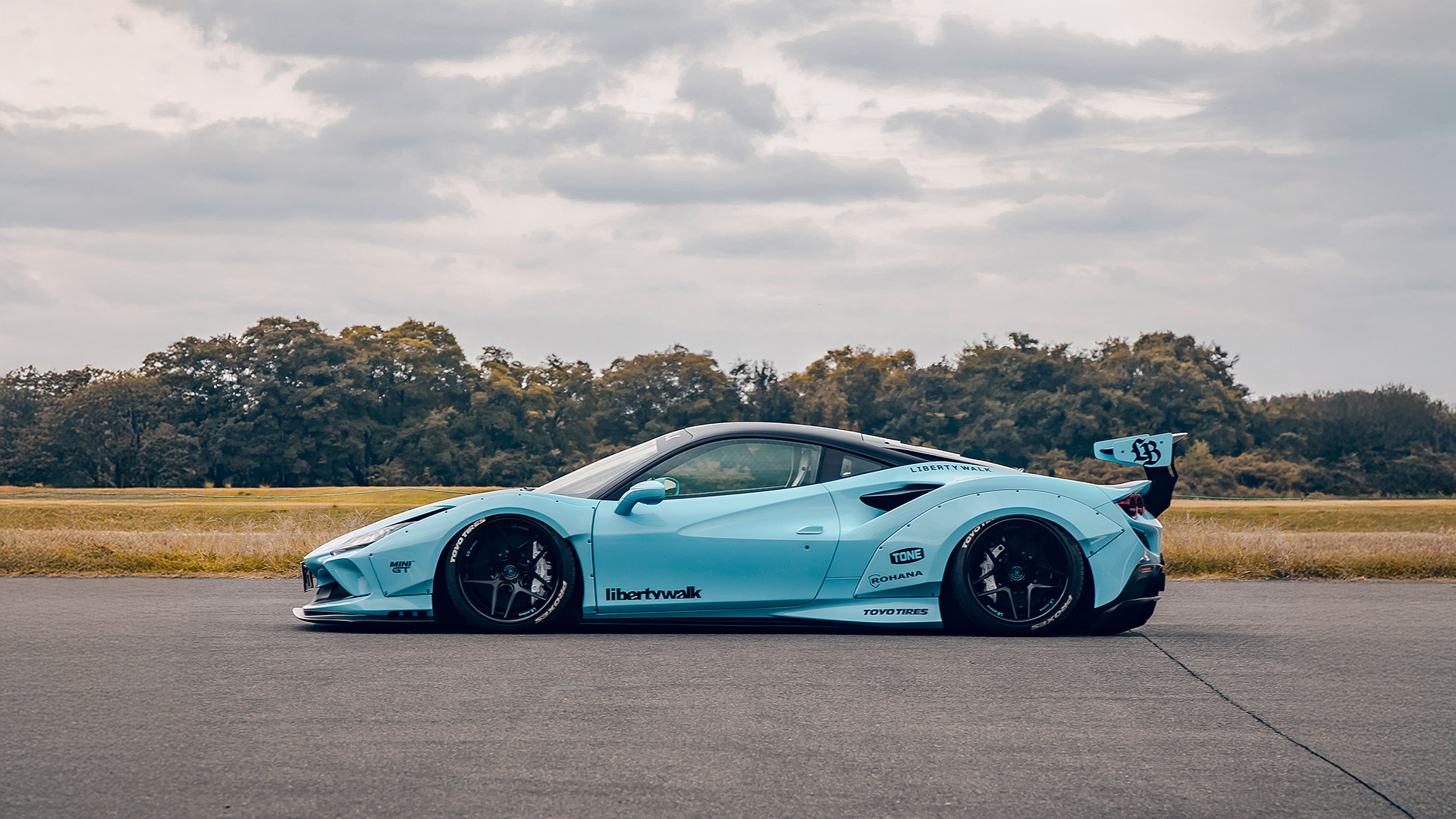 LB-WORKS-F8-Tributo00011
