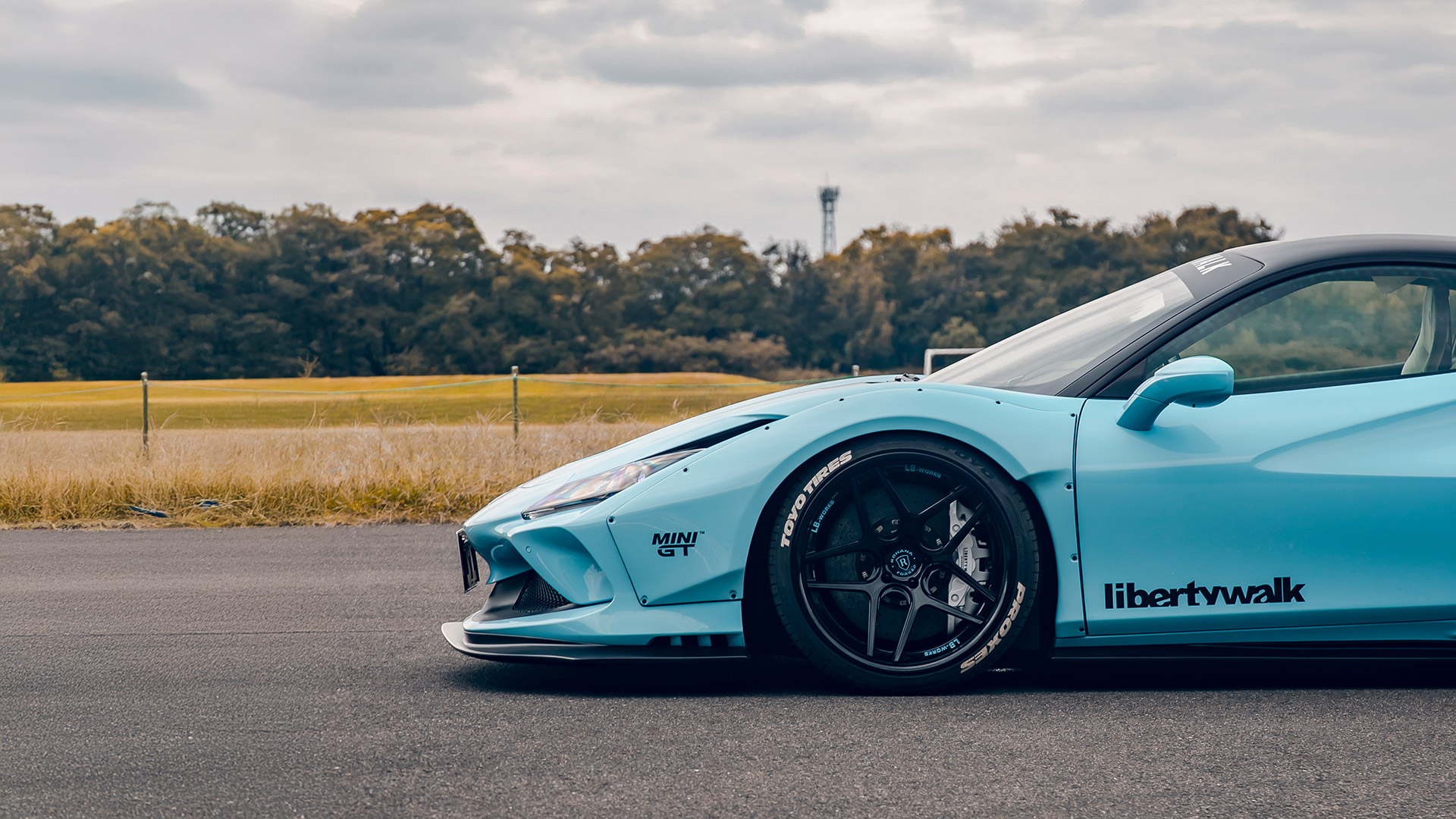 LB-WORKS-F8-Tributo00022