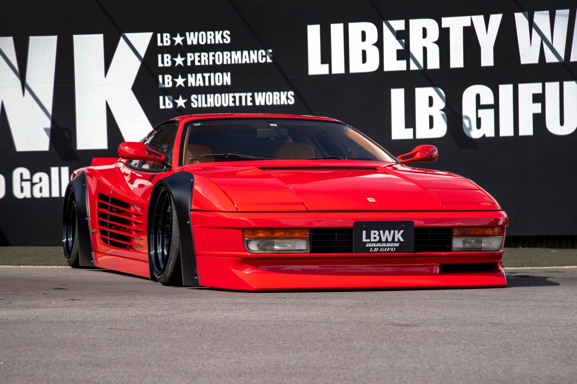 LB-WORKS Ferrari TESTAROSSA1