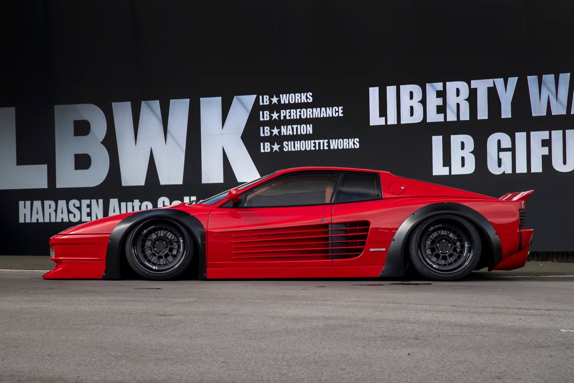 LB-WORKS Ferrari TESTAROSSA4