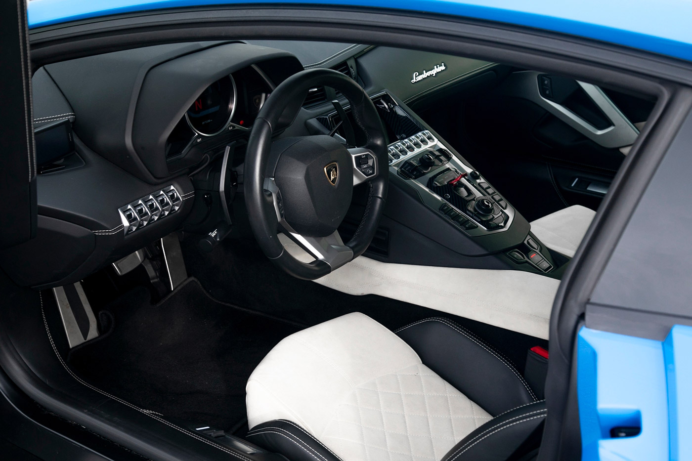 LB-WORKS-Lamborghini-AVENTADOR00025