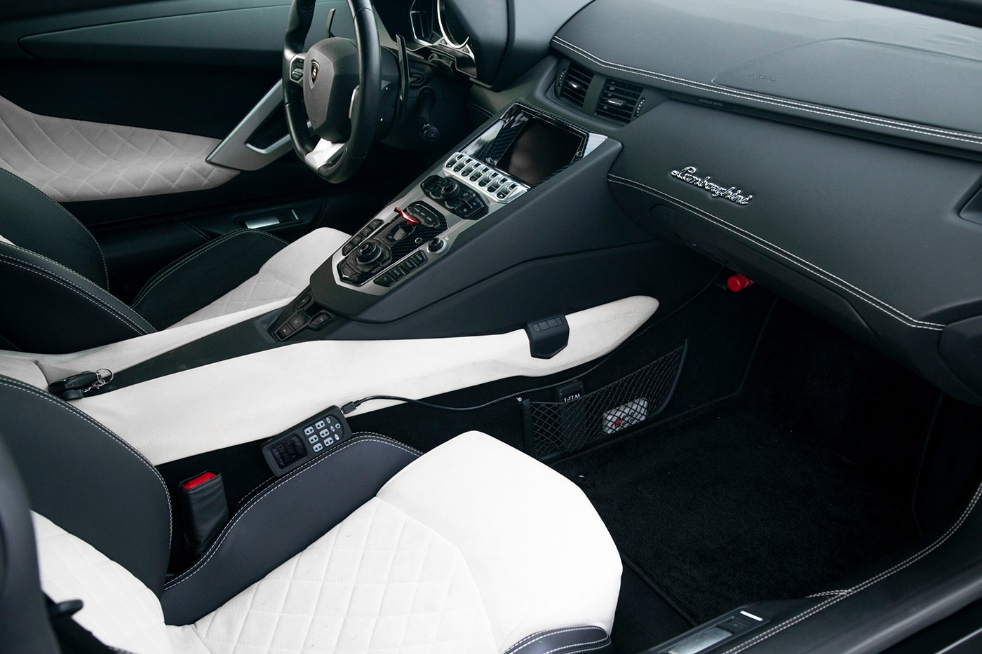 LB-WORKS-Lamborghini-AVENTADOR00027
