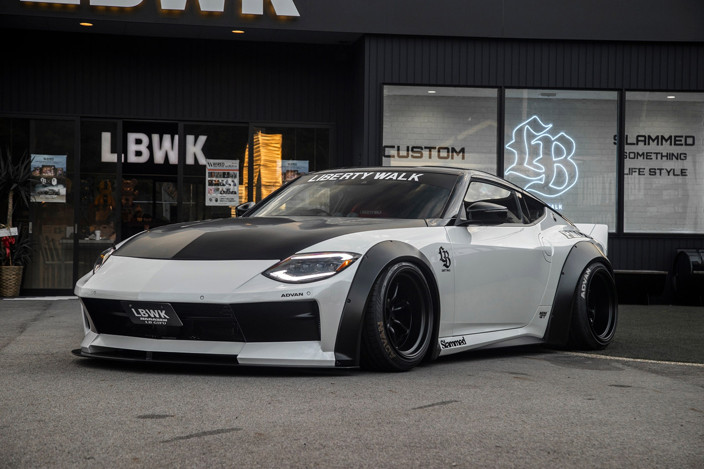 LB-WORKS-NISSAN-Fairlady-Z-RZ3400003