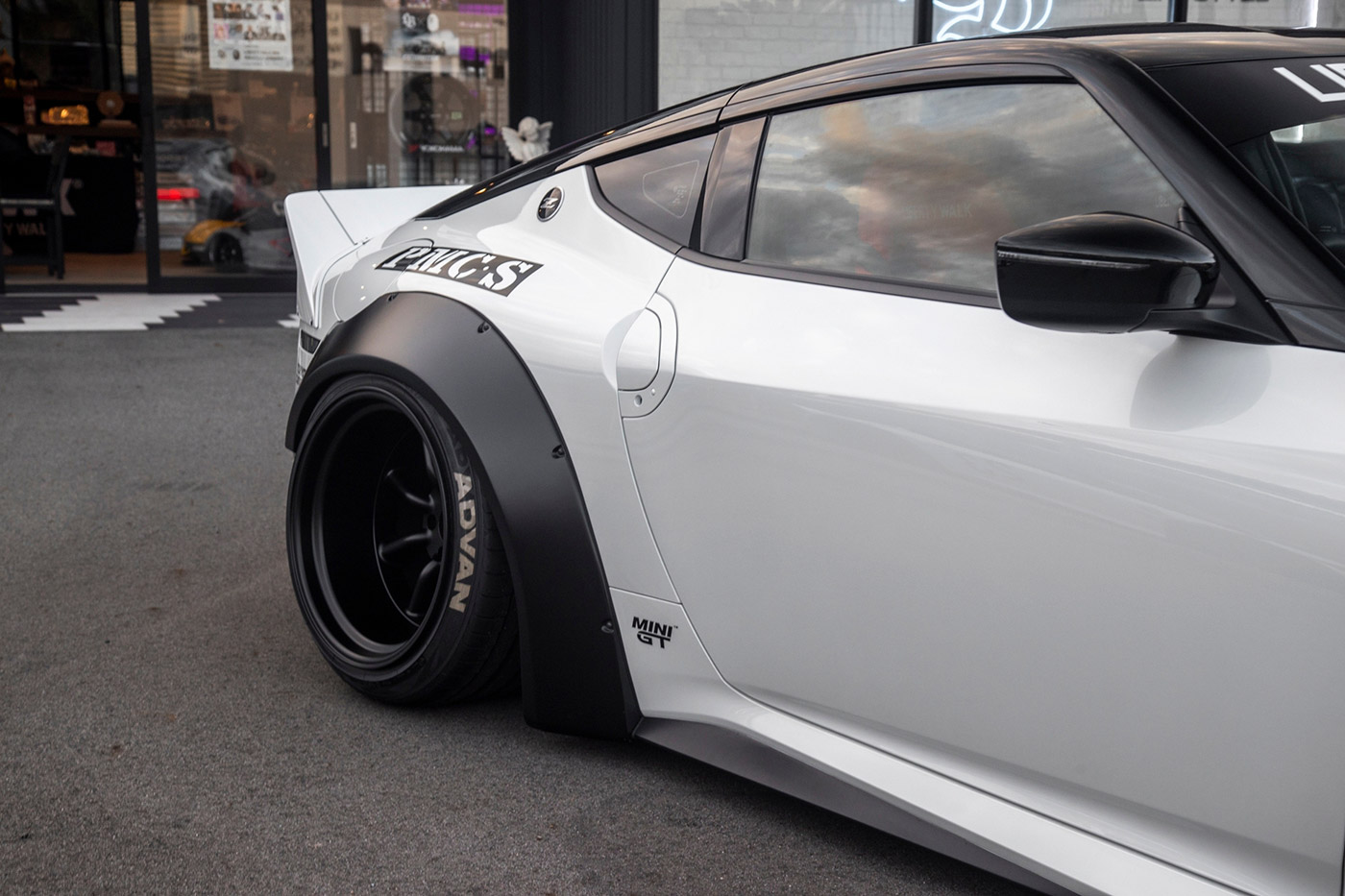 LB-WORKS-NISSAN-Fairlady-Z-RZ3400018