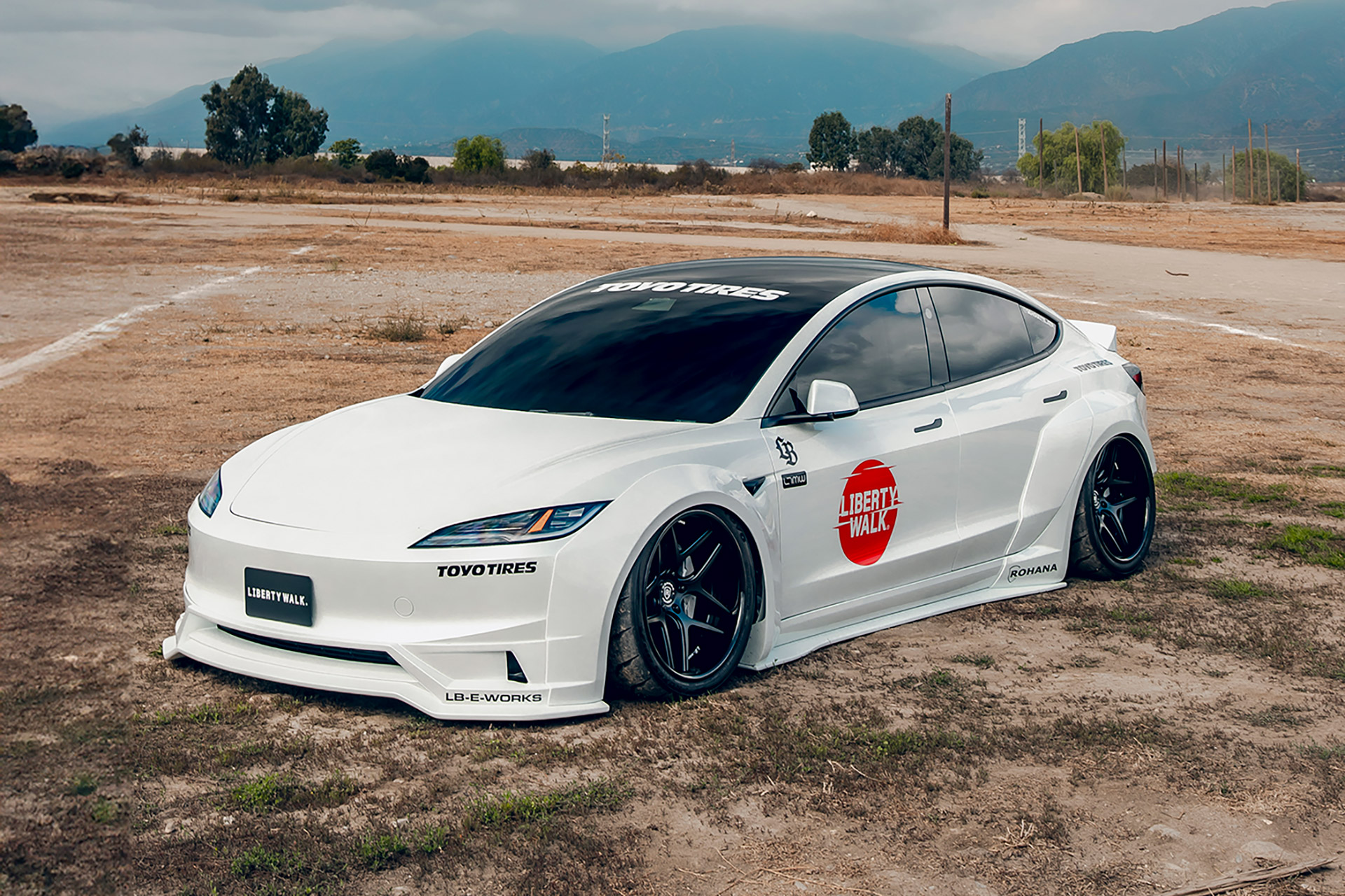 LB-E-WORKS-TESLA-Mode00001