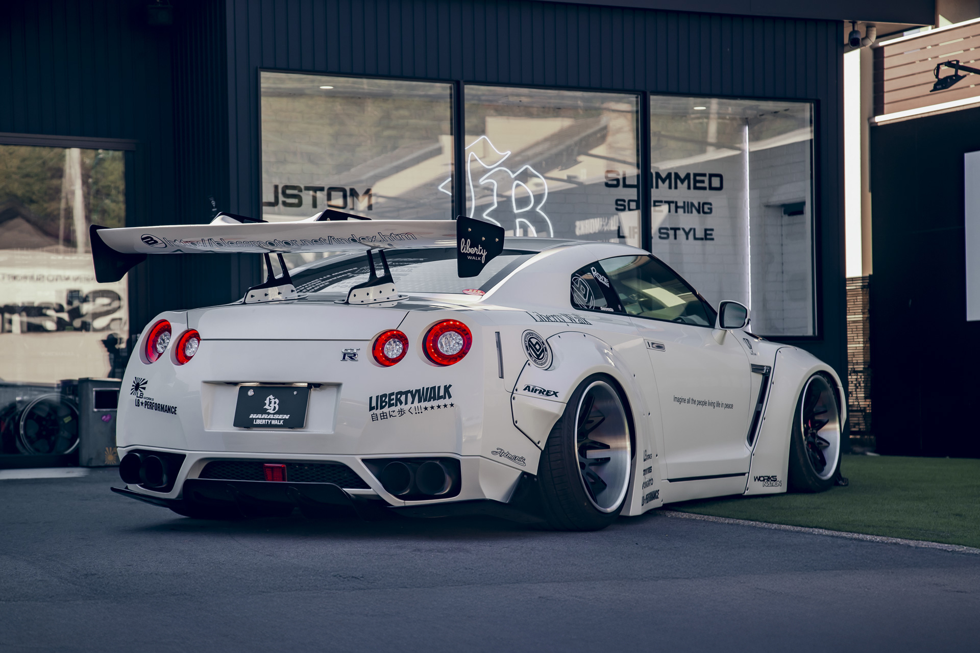 LB-WORKS NISSAN R35 GT-R Type1.500007