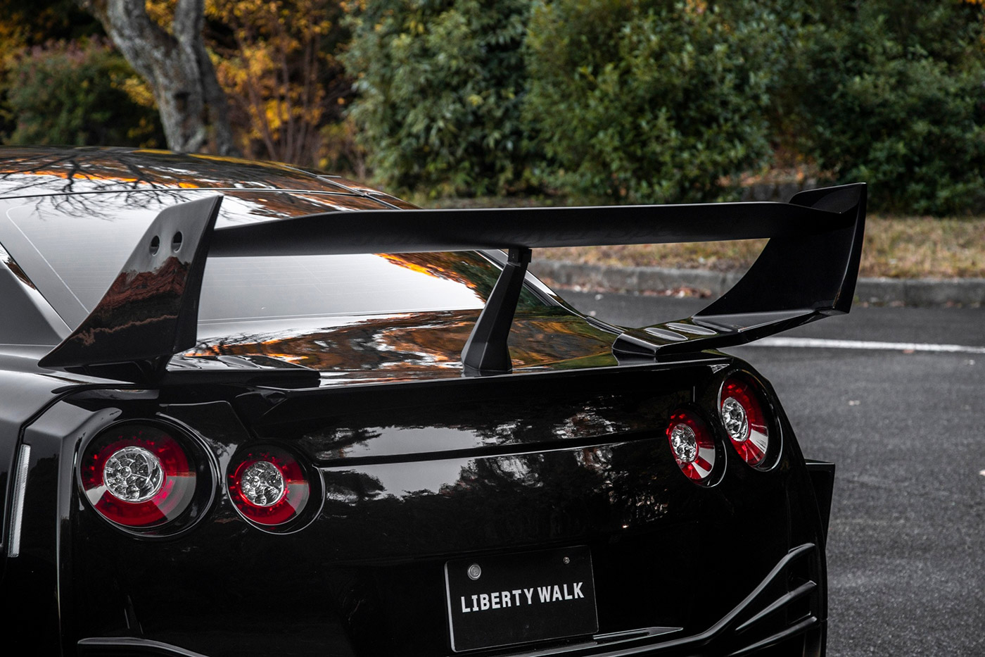 LB-Silhouette-WORKS-GT-NISSAN-R35-GT-R00035