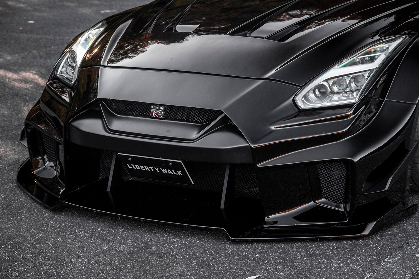 LB-Silhouette-WORKS-GT-NISSAN-R35-GT-R00048