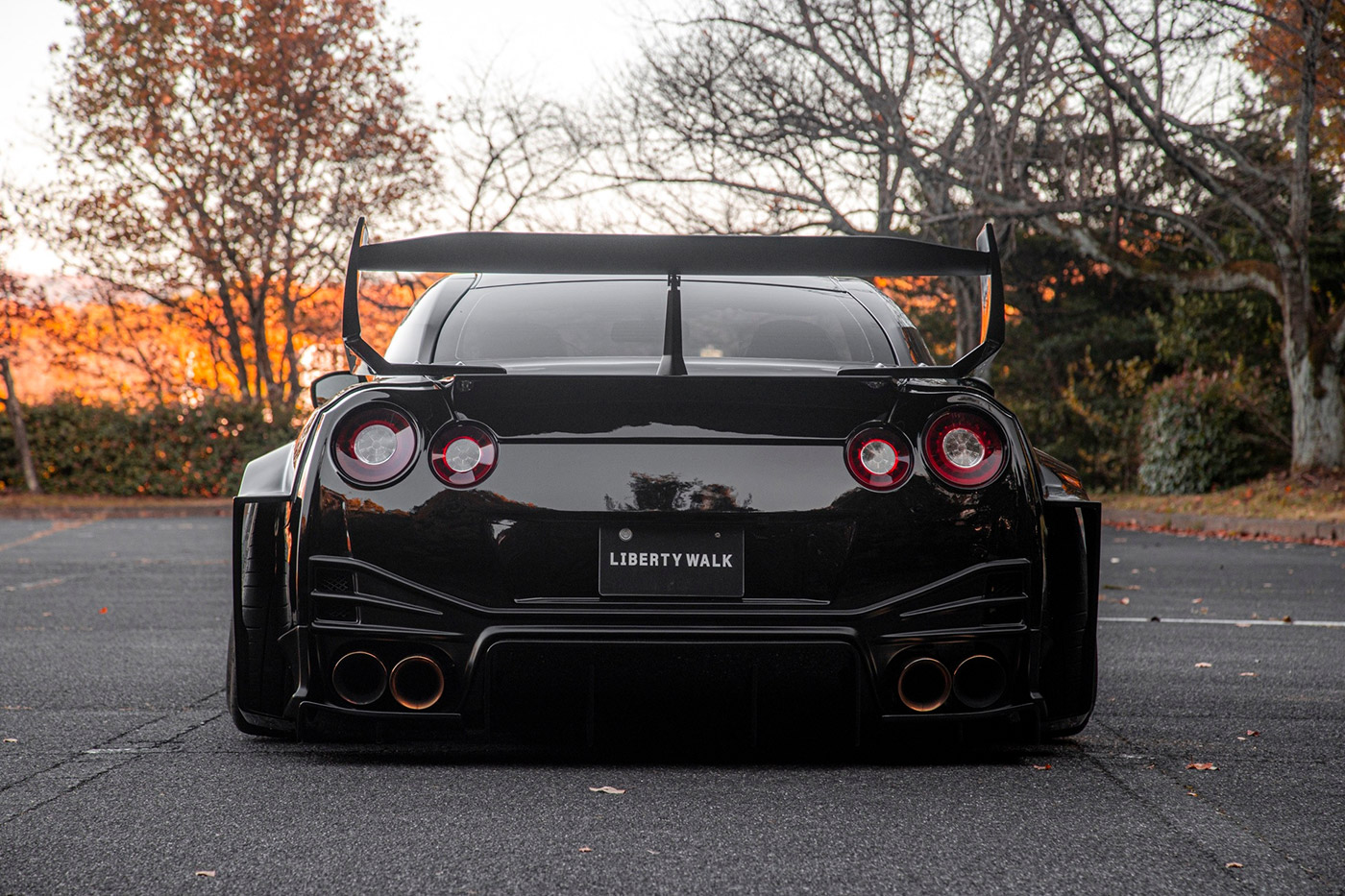 LB-Silhouette-WORKS-GT-NISSAN-R35-GT-R00051