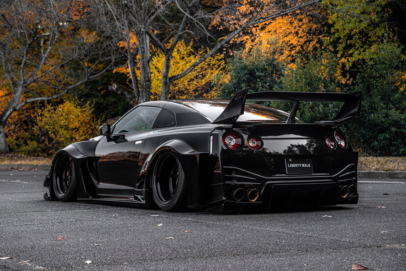 LB-Silhouette-WORKS-GT-NISSAN-R35-GT-R00052