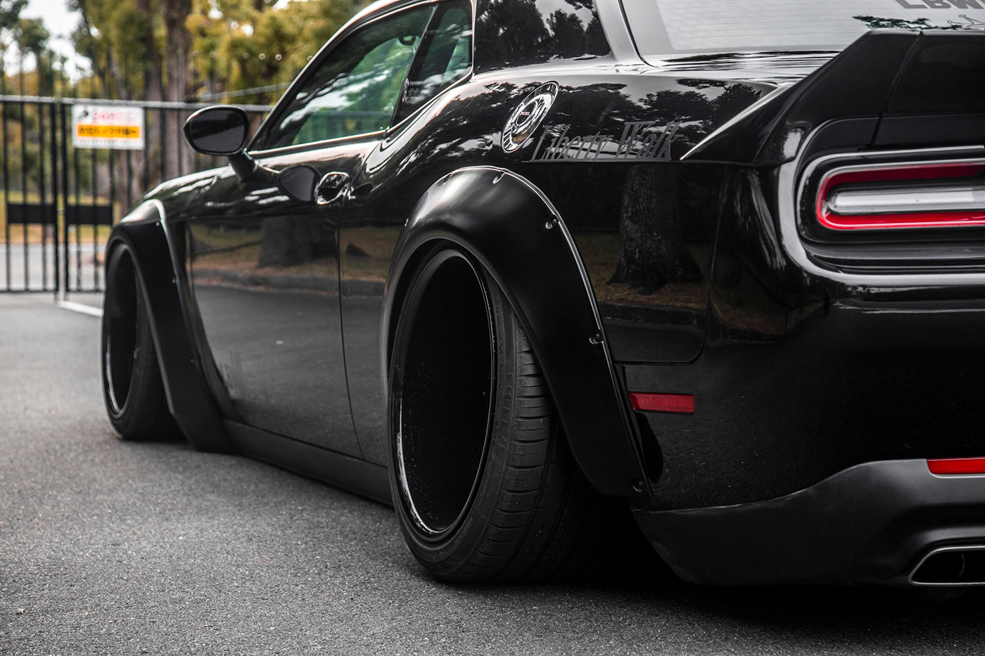 LB-WORKS-DODGE-CHALLENGER00022