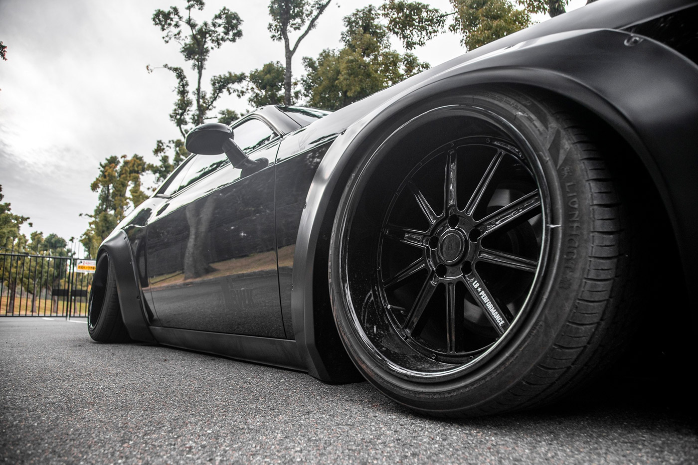 LB-WORKS-DODGE-CHALLENGER00024