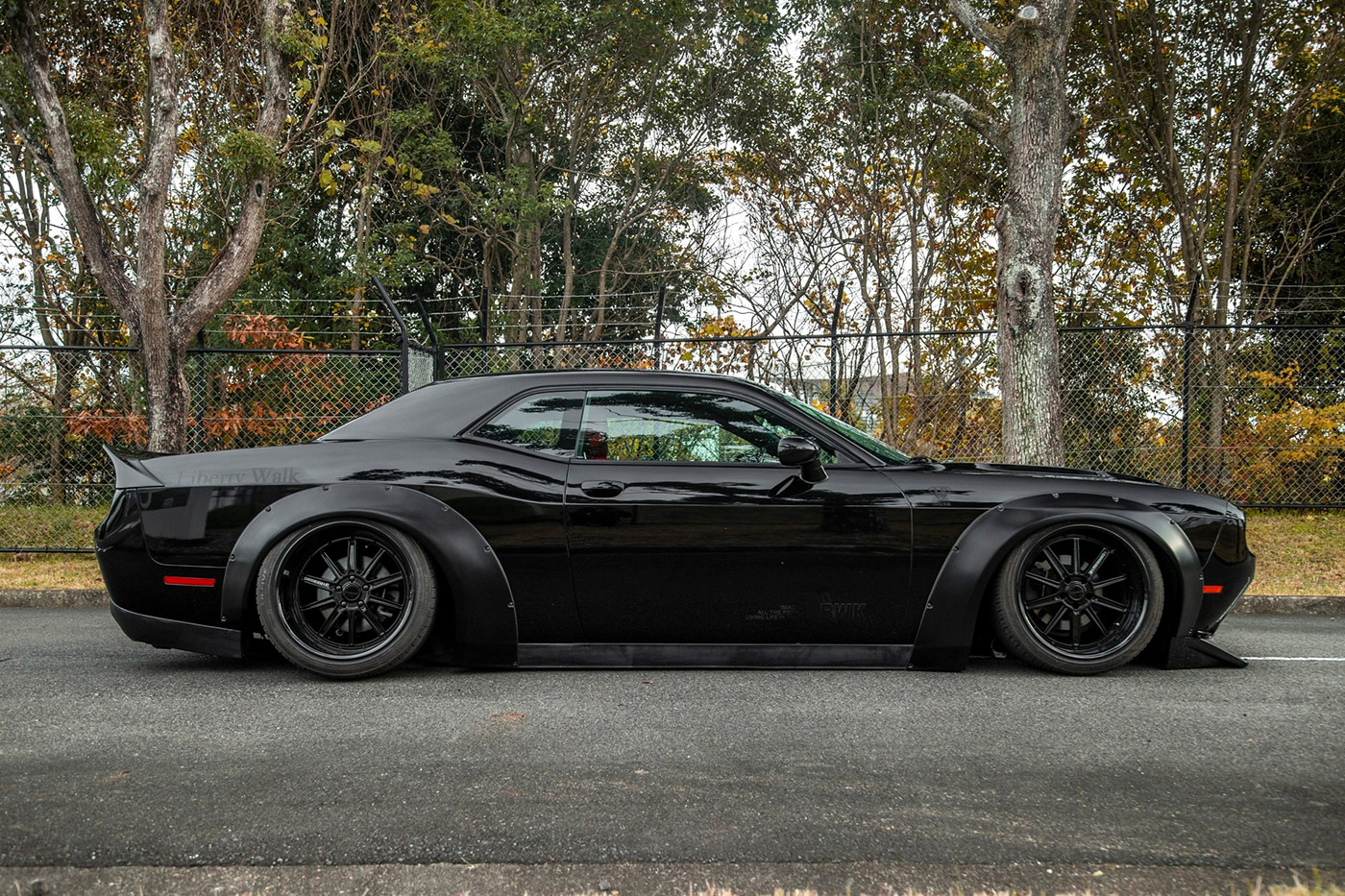 LB-WORKS-DODGE-CHALLENGER00033