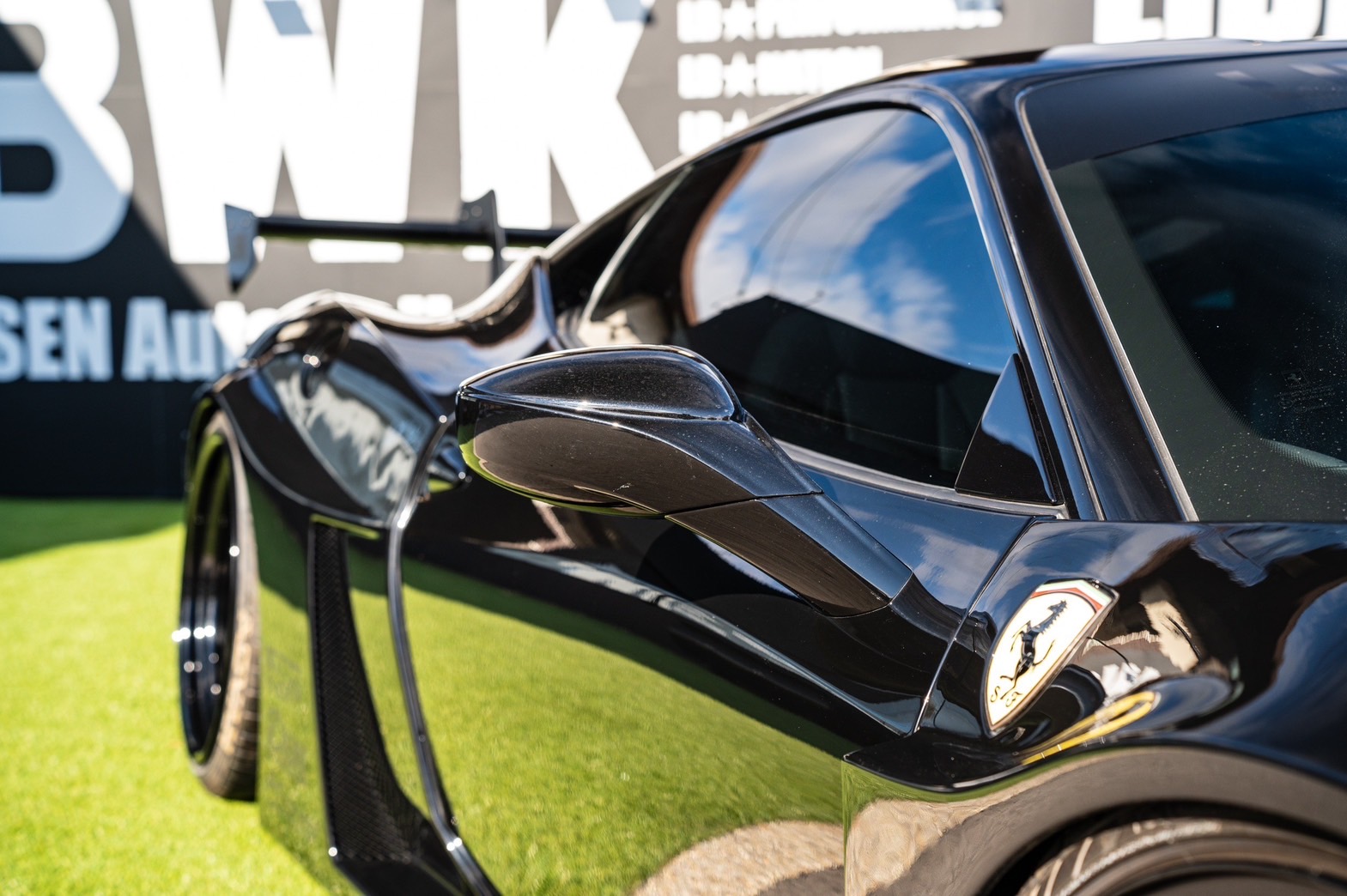 LB-WORKS Ferrari 45819