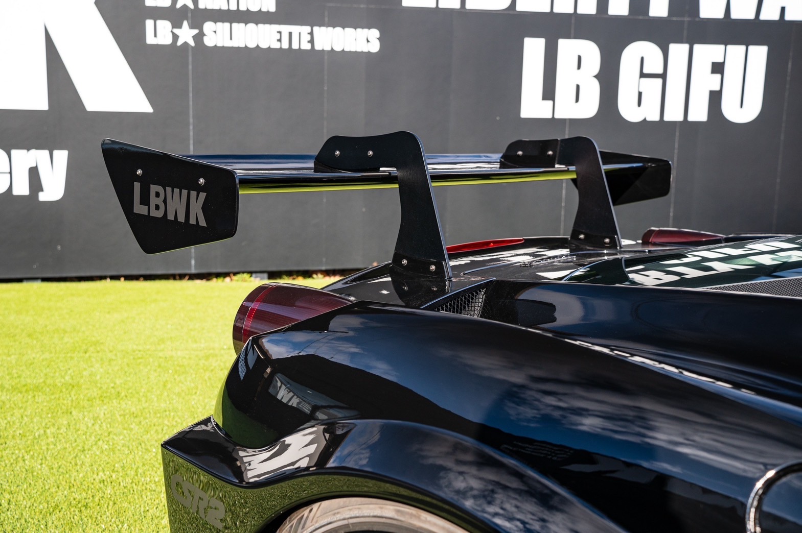 LB-WORKS Ferrari 45825