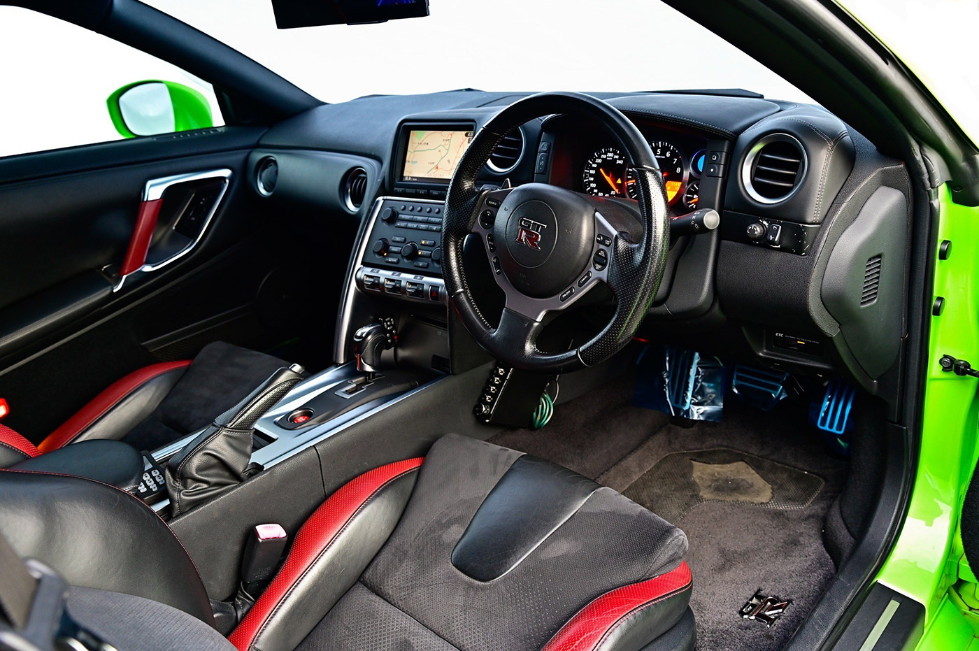 NISSAN--LB-Works-R35-GTR-type-100013
