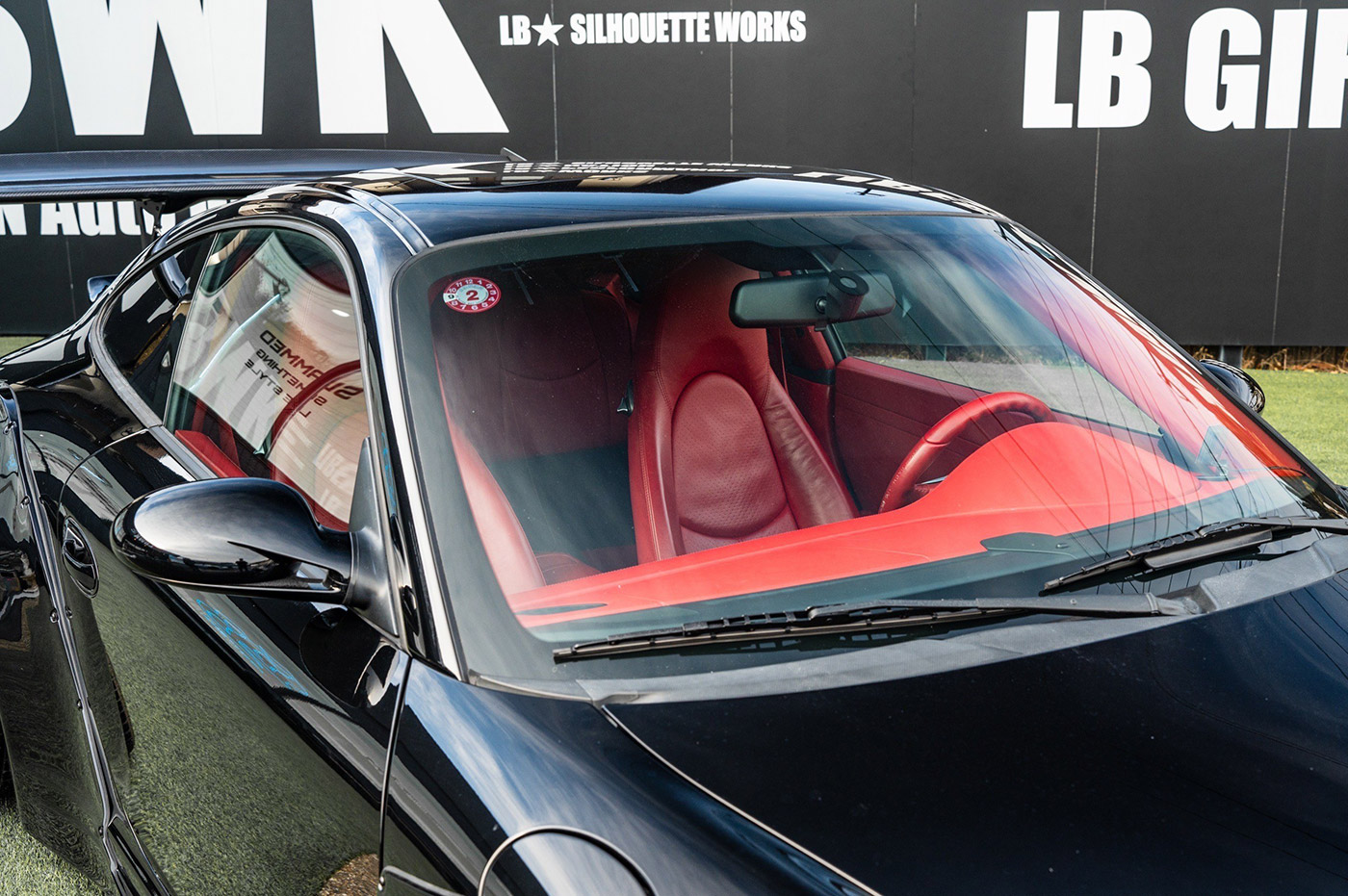 PORSCHE-91100016