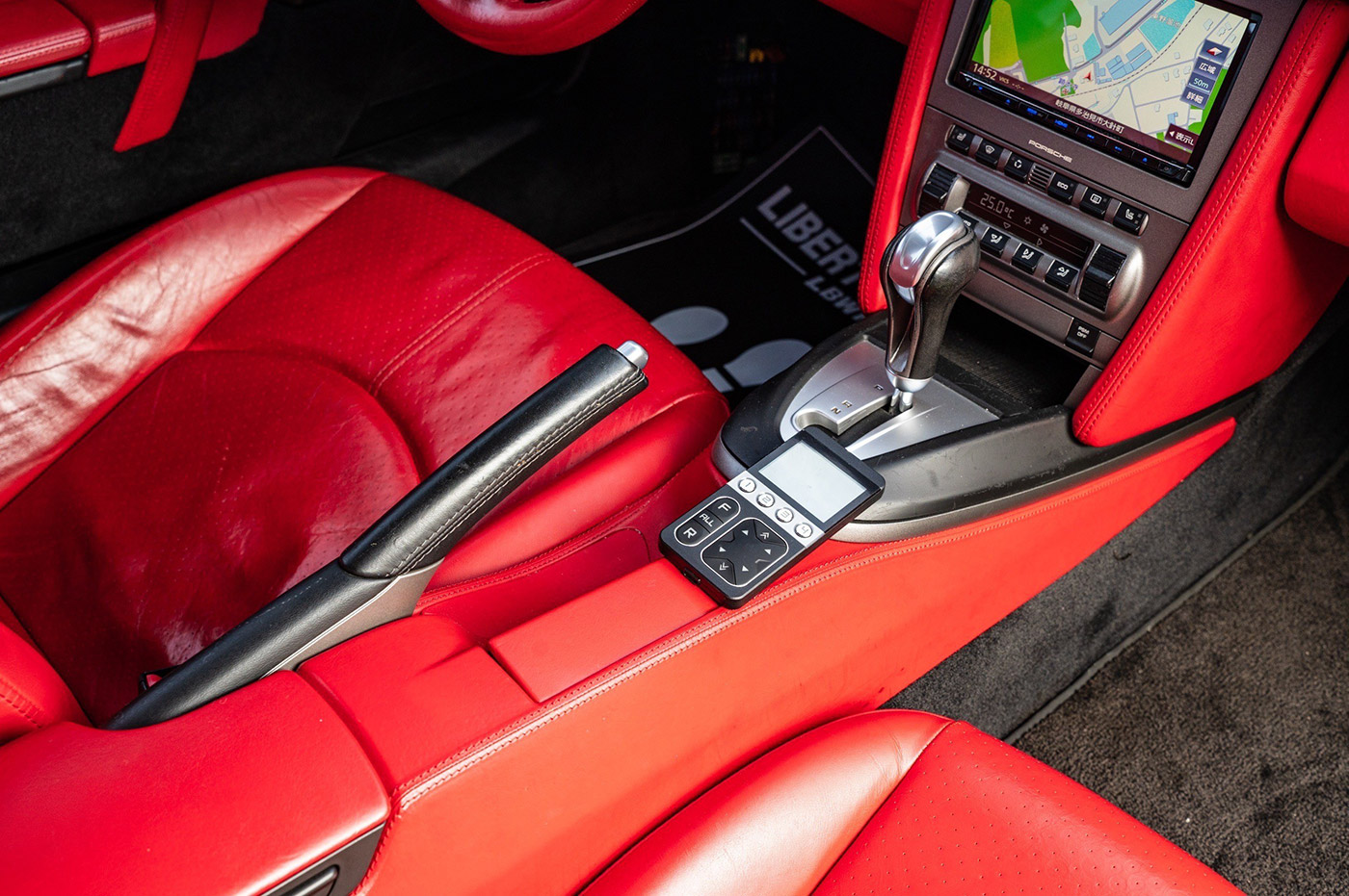 PORSCHE-91100035