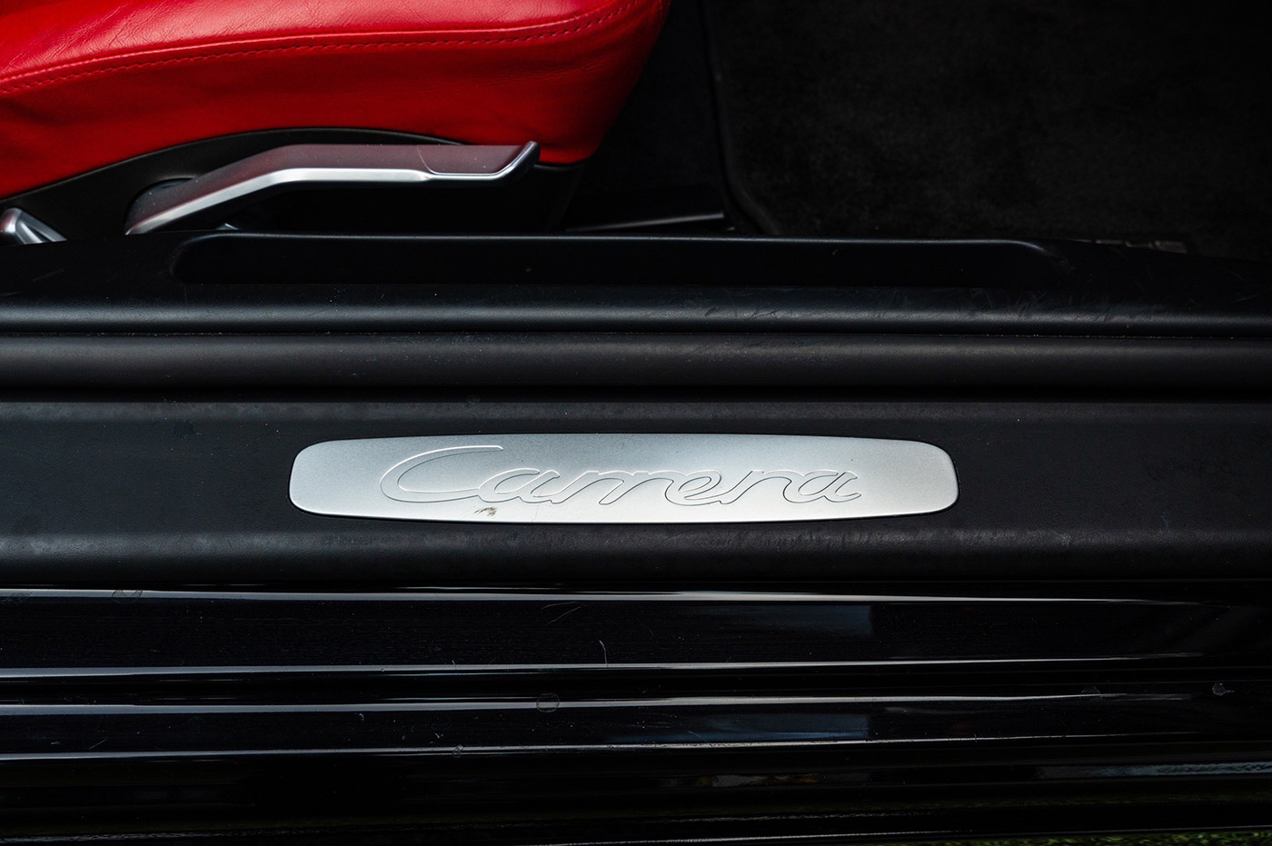 PORSCHE-91100044