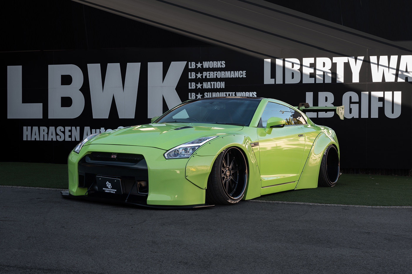 _LB-WORKS-NISSAN-GT-R-R35-type-1-BALCK-Edition3