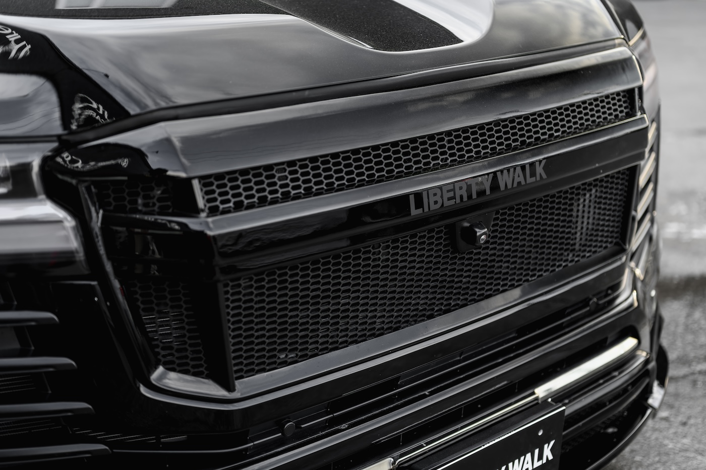 LB-WORKS-TOYOTA-LAND-CRUISER-