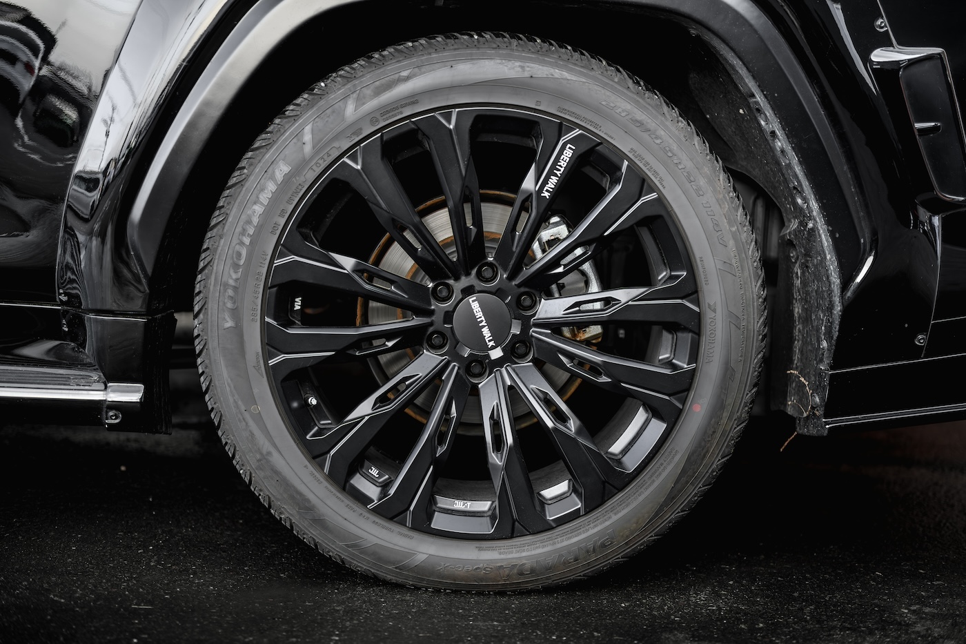 LB-WORKS-TOYOTA-LAND-CRUISER-