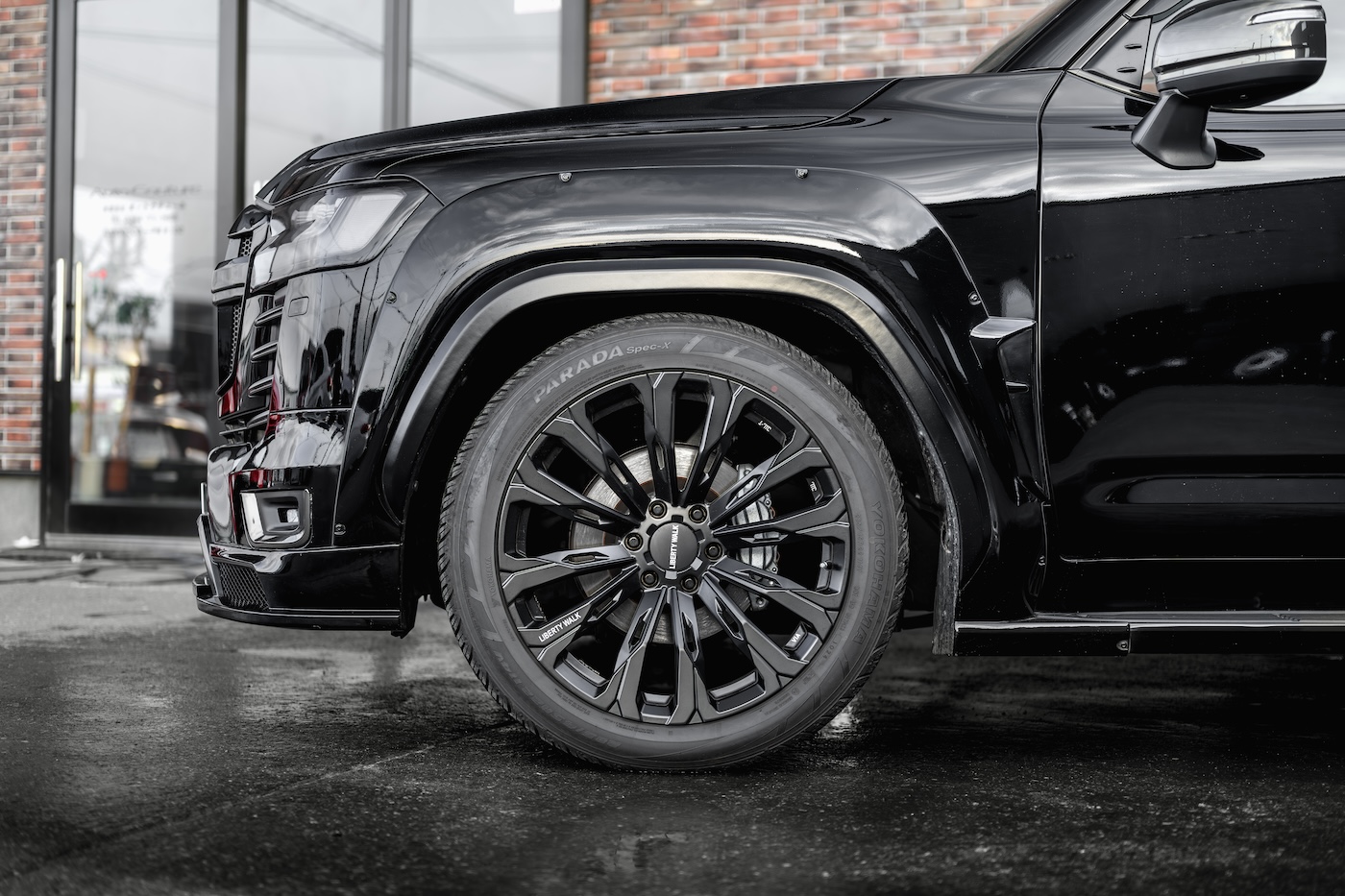 LB-WORKS-TOYOTA-LAND-CRUISER-