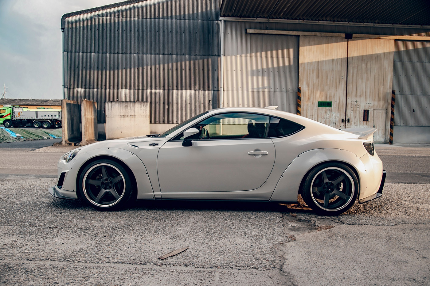 LB-WORKS-TOYOTA8600036