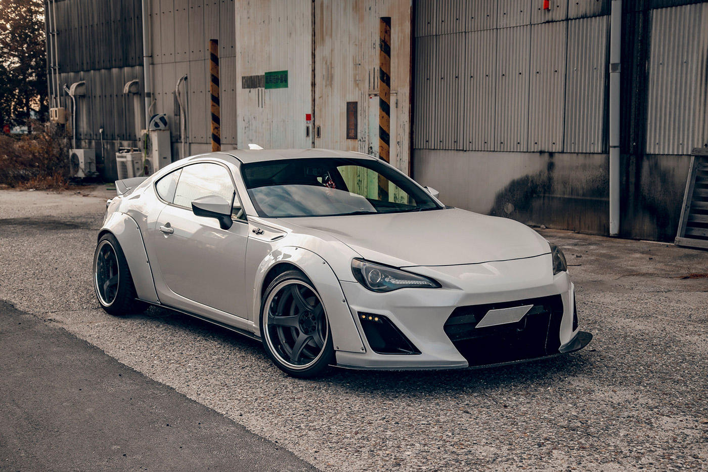 LB-WORKS-TOYOTA8600039