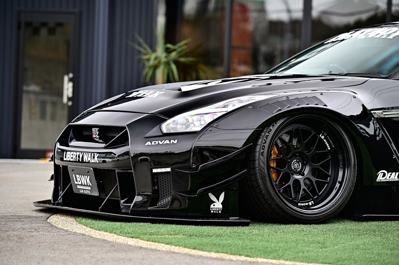 LB-WORKS-NISSAN-GT-R-R35-type-242