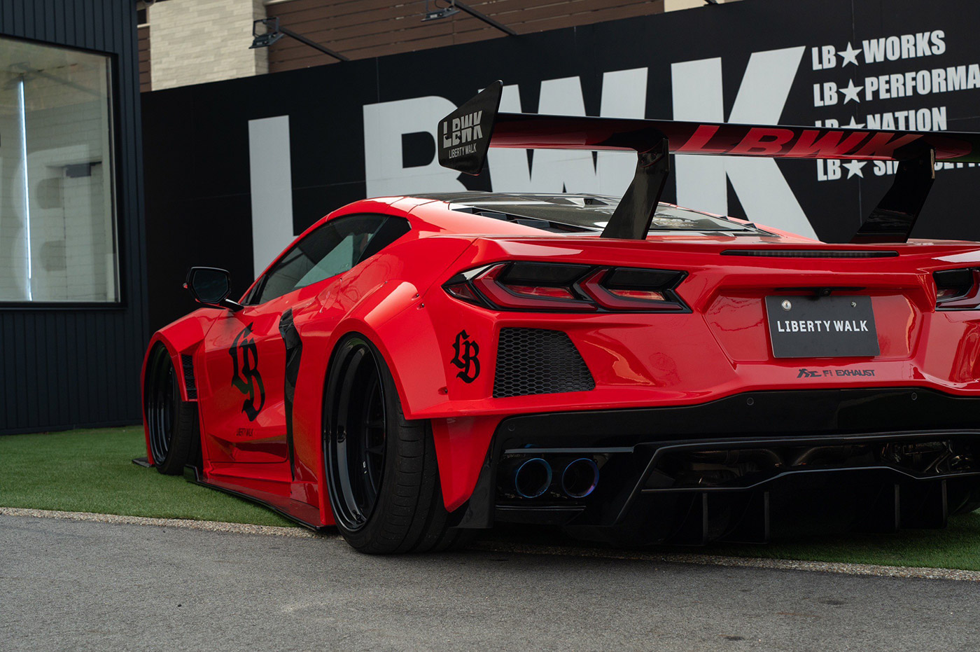 LB-Silhouette-WORKS-CHEVROLET-CORVETTE-Z5118