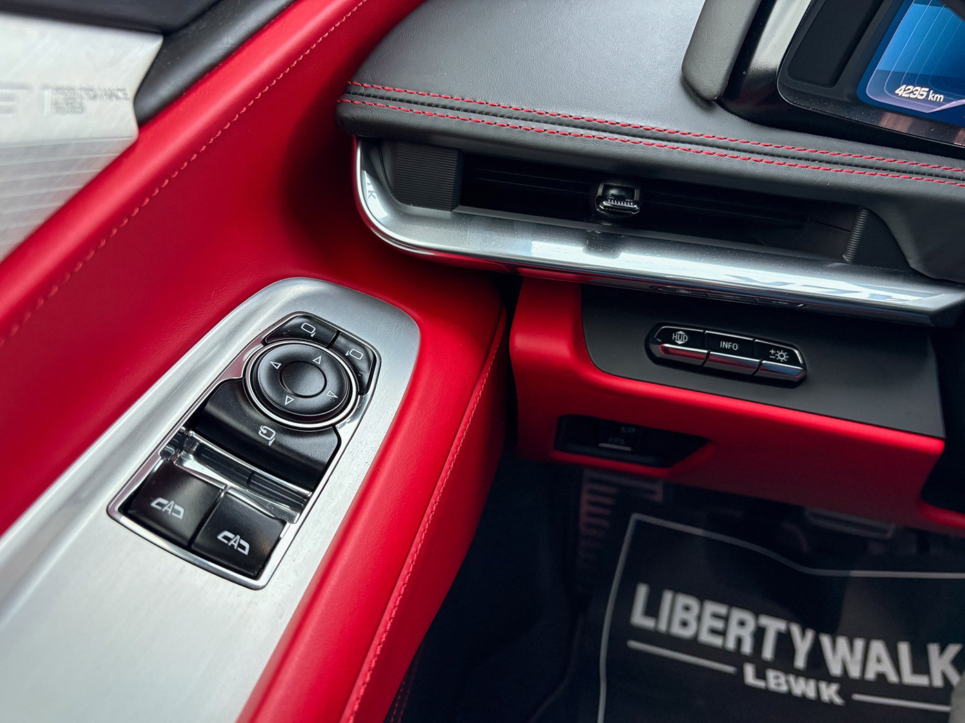 LB-Silhouette-WORKS-CHEVROLET-CORVETTE-Z5148