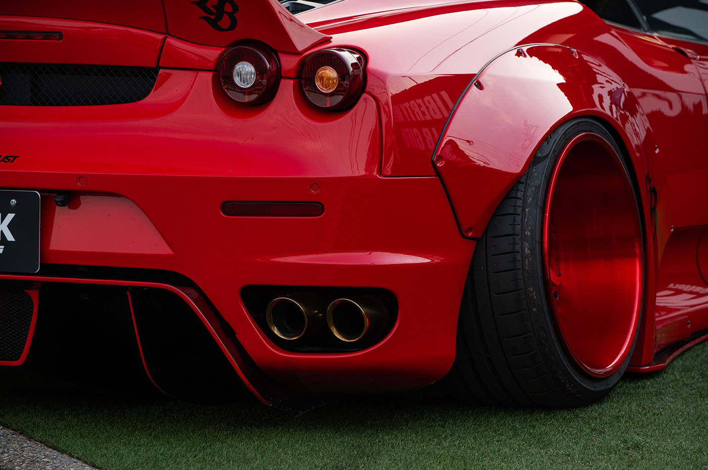 _LB-WORKS-FERRARI-F430-Base-grade-24