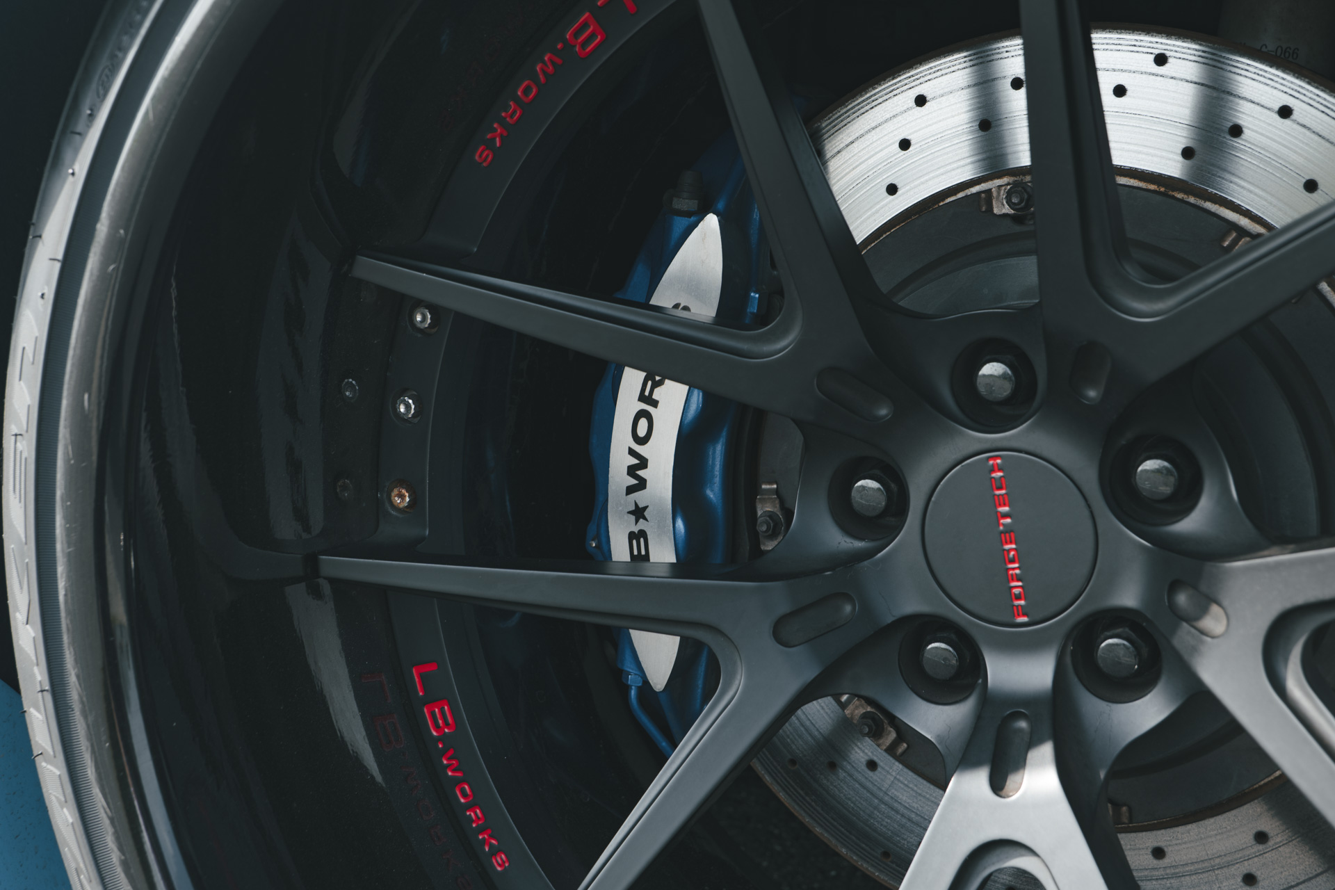 LB-WORKS NISSAN GT-R R35 type.1.5 blue36