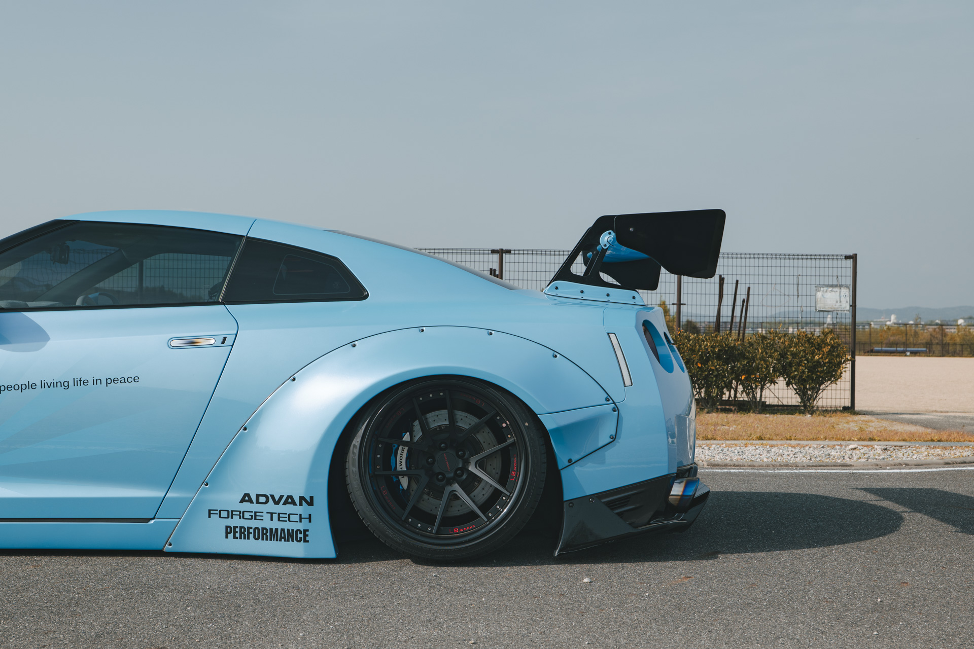 LB-WORKS NISSAN GT-R R35 type.1.5 blue38