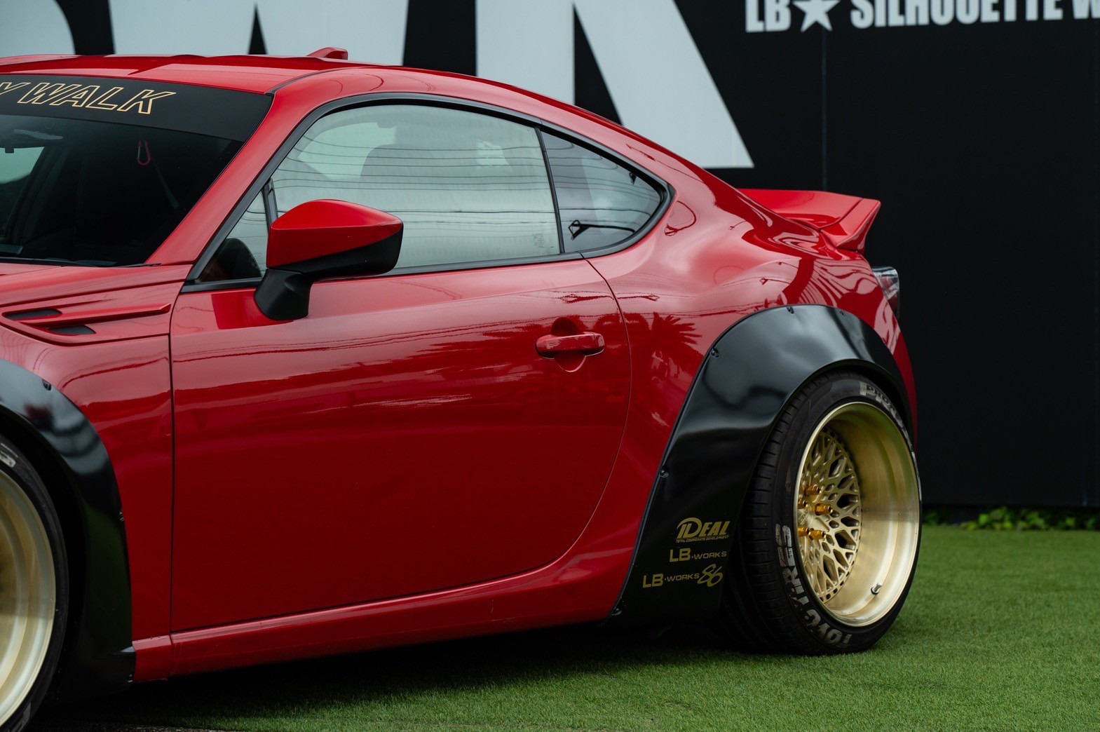 LB-WORKS TOYOTA 8624