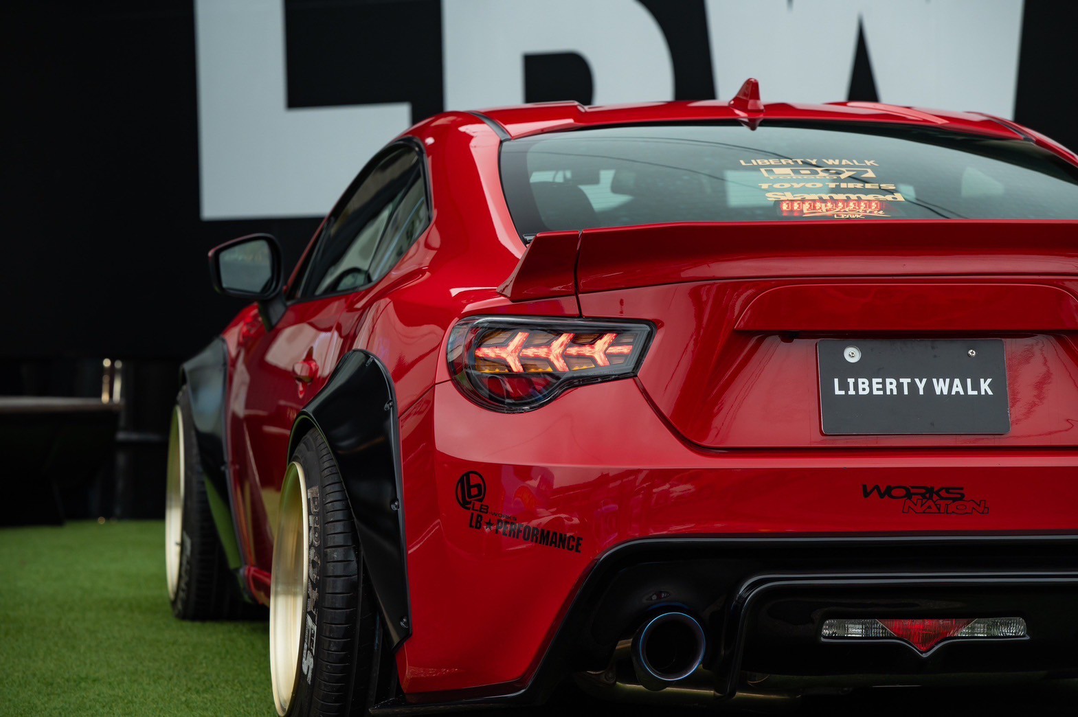 LB-WORKS TOYOTA 8625